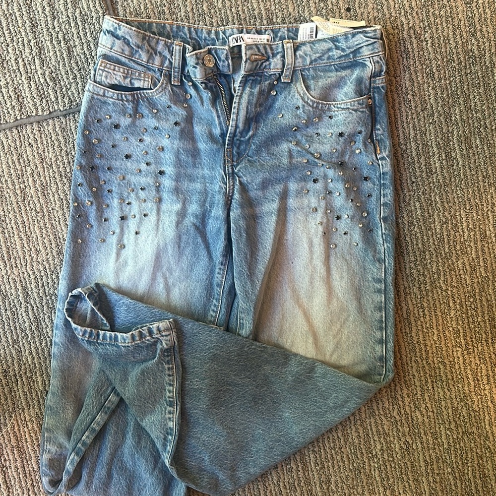 BRAND NEW Studded Zara Jeans